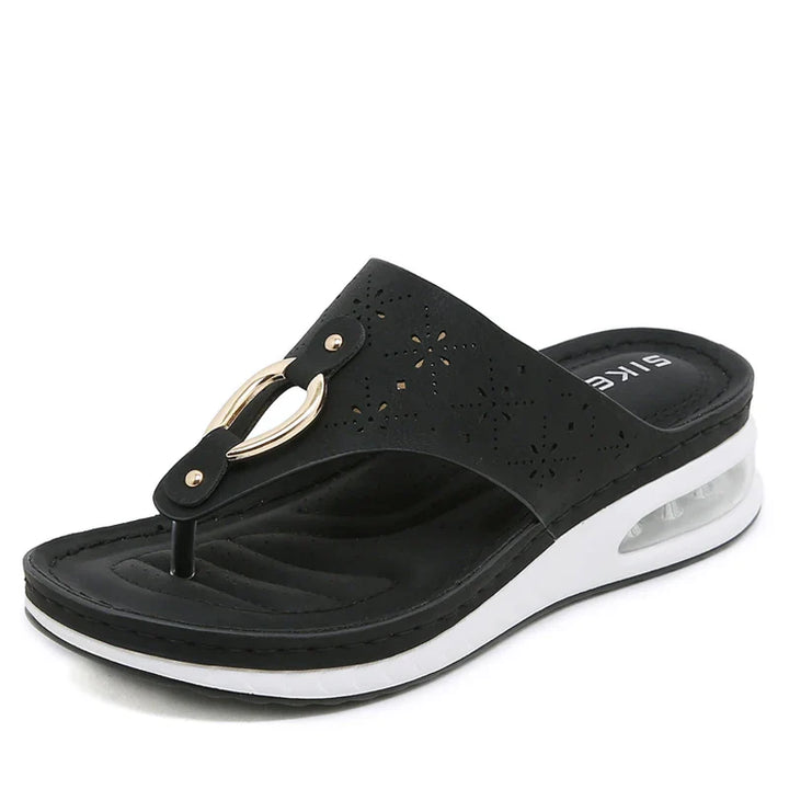 Drune - Bequeme Flip-Flops mit Keilabsatz und Luftpolster