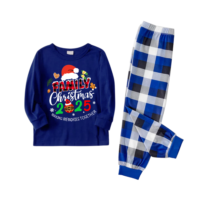 Drune | "Familienweihnachten 2025 Erinnerungen gemeinsam machen" Text und Weihnachtsmannmütze bedruckte blau-weiße karierte Paar-Matching-Pajamas