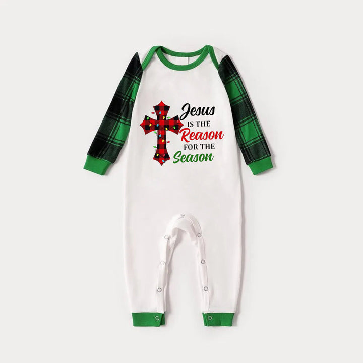 Drune | Grüner Raglan-Top Grün Karierter Weihnachts-Pyjama-Set Mit "Jesus Ist Der Grund Für Die Saison" Slogan Druck