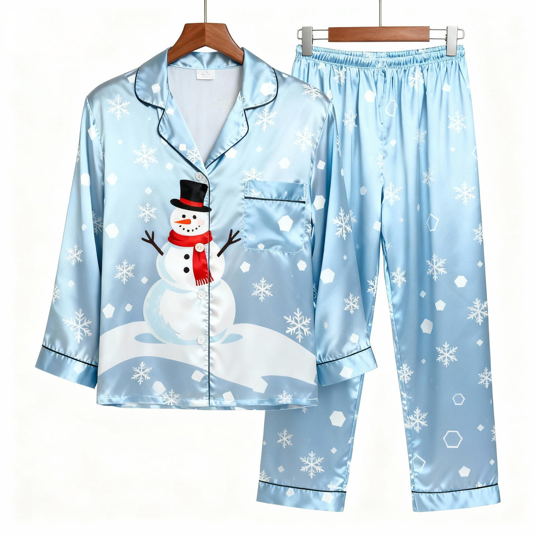 Drune | Urlaubs Paar Button-Up Himmelblau Satin Weihnachten Schlafanzug Set