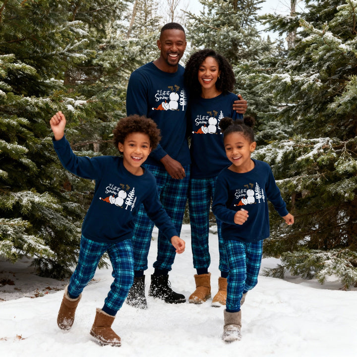 Drune | "Lass es schneien" Slogan und Schneemann bedruckte blaue Karierte Weihnachts-Pyjamas im Partnerlook