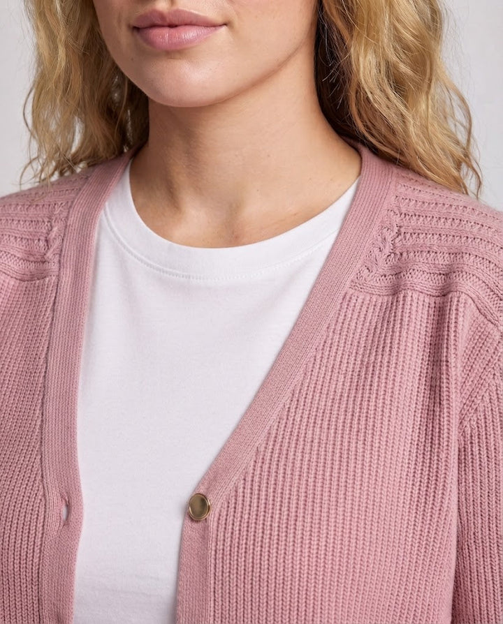 Damen Feinstrick-Cardigan mit V-Ausschnitt und goldenen Schmuckknöpfen Drune