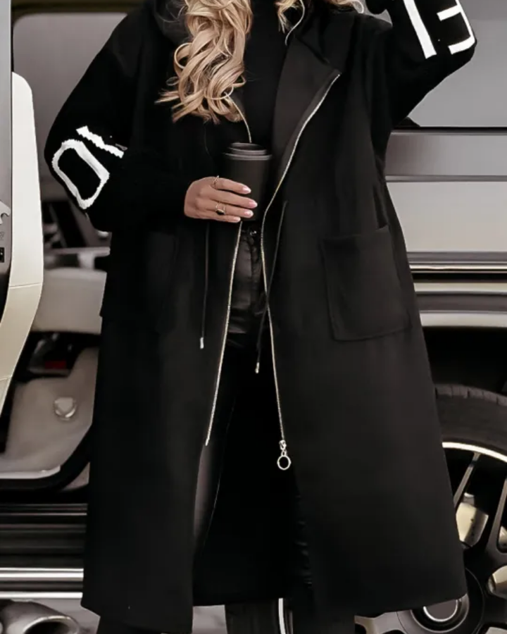Drune | Lässige Kapuzenjacke mit Strickärmeln