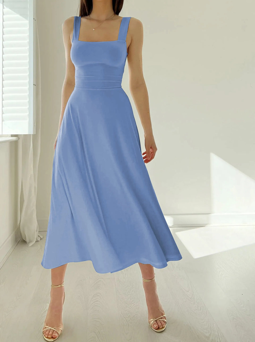 Drune | Dickriemen Midi Kleid
