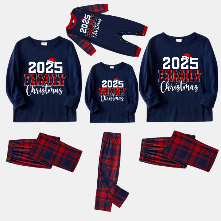 Drune | "2025 Weihnachten" Text und Weihnachtsmann-Mütze Druck Blau Langärmeliges Oberteil mit Rot- und Blau-Karierter Hose Weihnachts-Pyjamas im Matching-Design