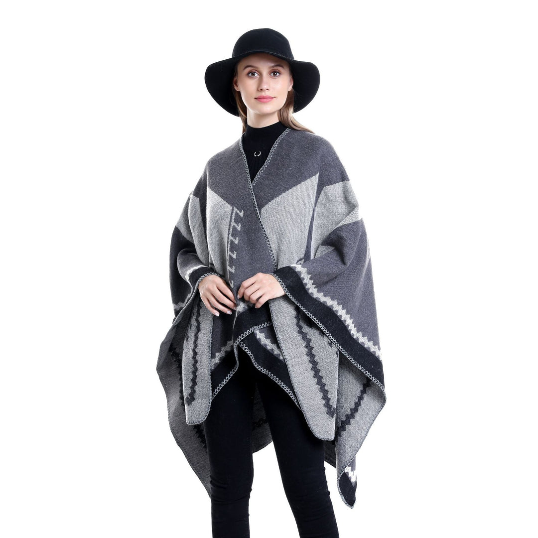 Damen Oversize-Ruana im Ethno-Jacquard mit V-Ausschnitt Drune