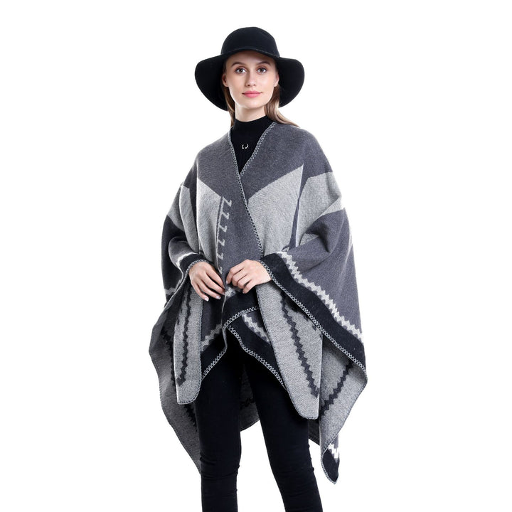 Damen Oversize-Ruana im Ethno-Jacquard mit V-Ausschnitt Drune