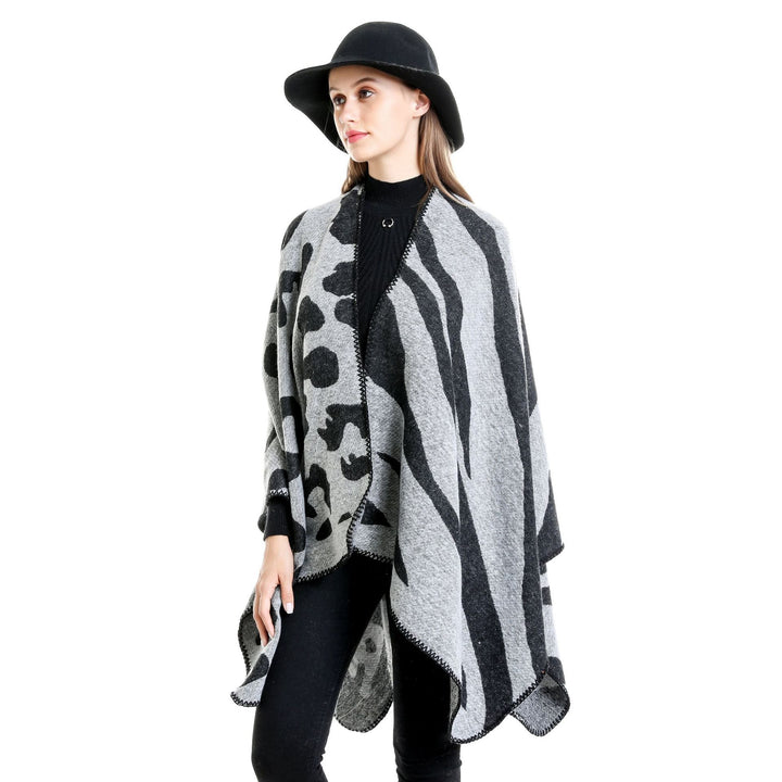 Damen Oversize‑Poncho im Revers‑Stil mit Animal‑Jacquard aus Wollmix Drune