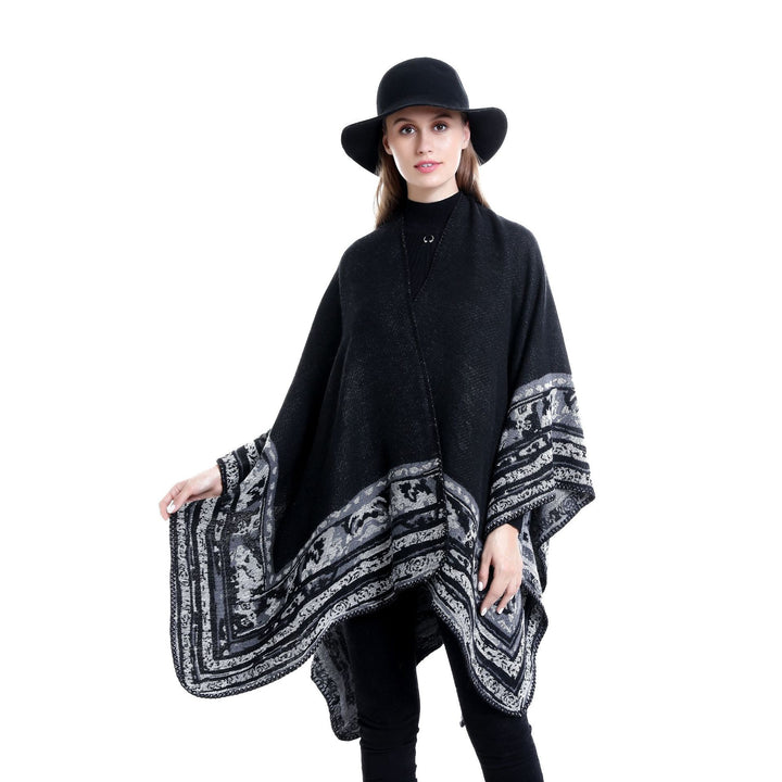 Damen Weichfallende Oversize-Ruana im Umhangstil mit ornamentaler Bordüre Drune