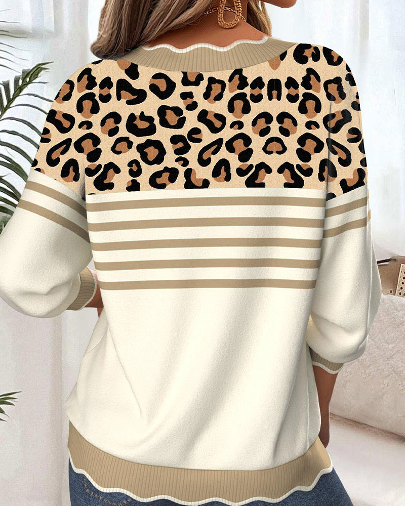 Drune | V-Ausschnitt Leopardenprint Kontrast