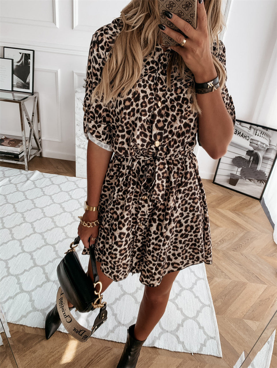 Femme Chic Knopfhemd Mini Kleid mit Statement-Druck und Bindegürtel Drune