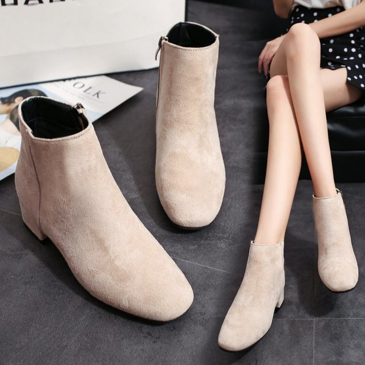 Damen Stiefeletten mit samtigem Obermaterial und komfortablem Blockabsatz Drune