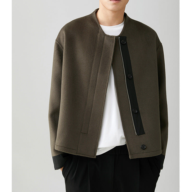 Herren Kurzjacke im Boxy-Schnitt aus Wollmix mit asymmetrischer Reißverschluss- und Knopfblende Drune