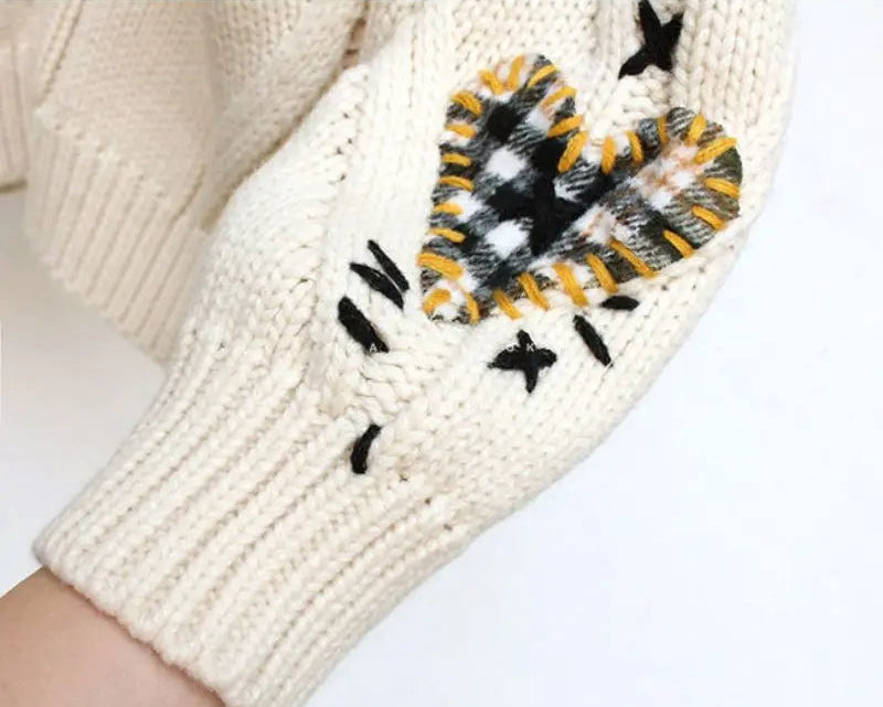 Drune | Gestrickte V-Ausschnitt Damenjacke mit Stickerei