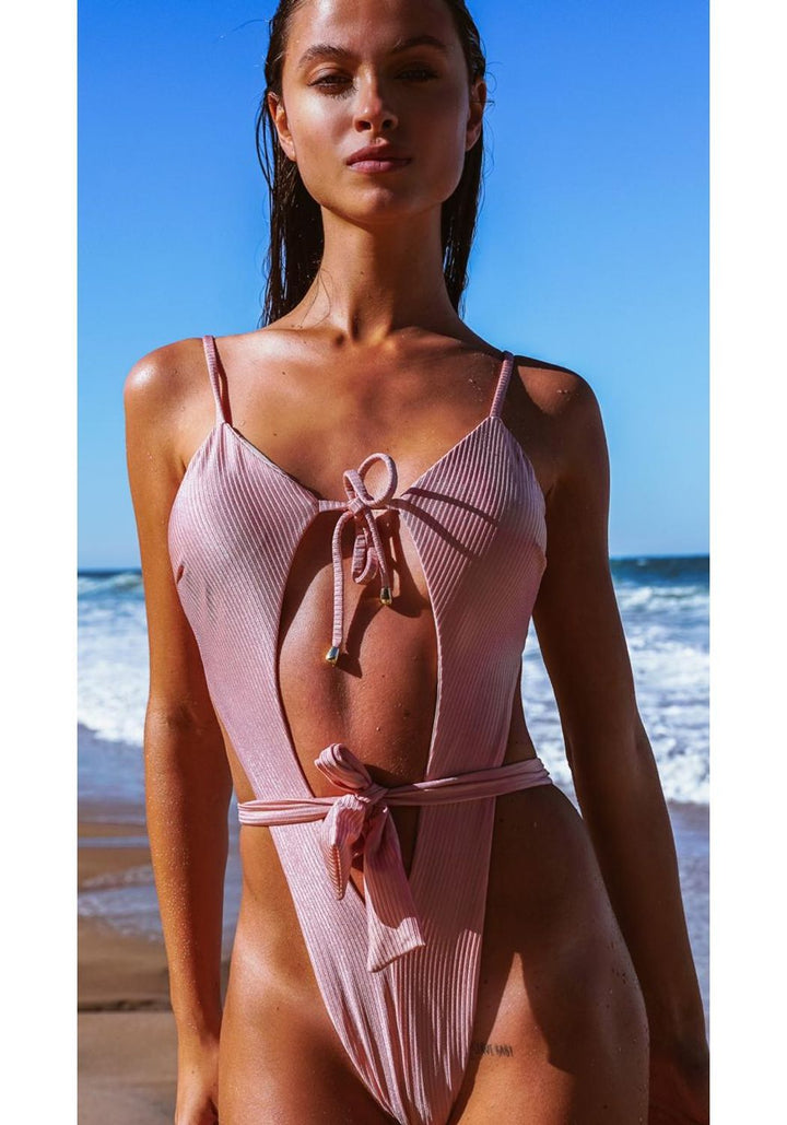 Damen Einteiler Badeanzug mit raffinierten Cut-Outs und eleganter Schnürung Drune