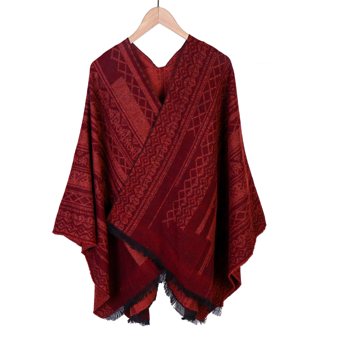Damen Ruana-Poncho im kastigen Kimono-Fall mit feiner Jacquard‑Webstruktur und Fransensaum Drune