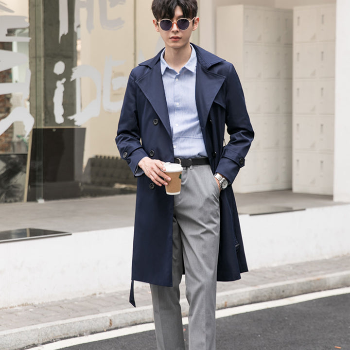 Herren Eleganter taillierter Trenchcoat mit doppelter Knopfleiste und Bindegürtel Drune