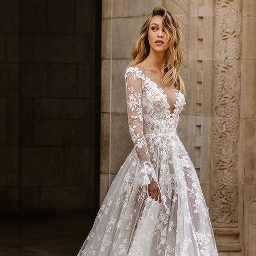 Damen Elegantes Hochzeitskleid mit floralen Spitzenapplikationen und tiefem V-Ausschnitt Drune