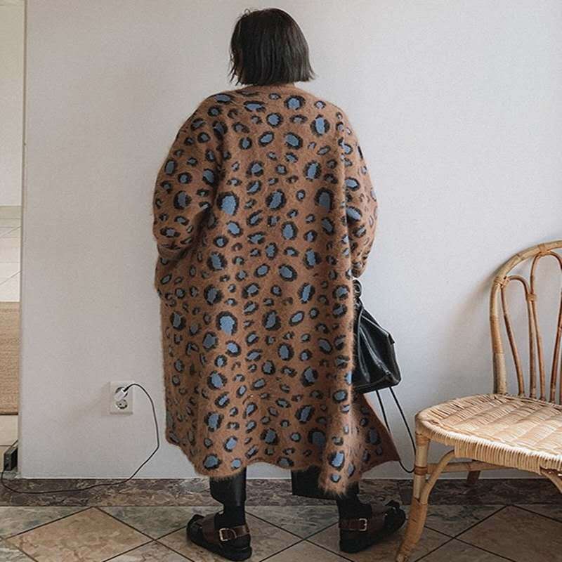 Damen Maximaler Oversize-Longcardigan aus Mohair-Optik mit Leopardenmuster und Eingrifftaschen Drune
