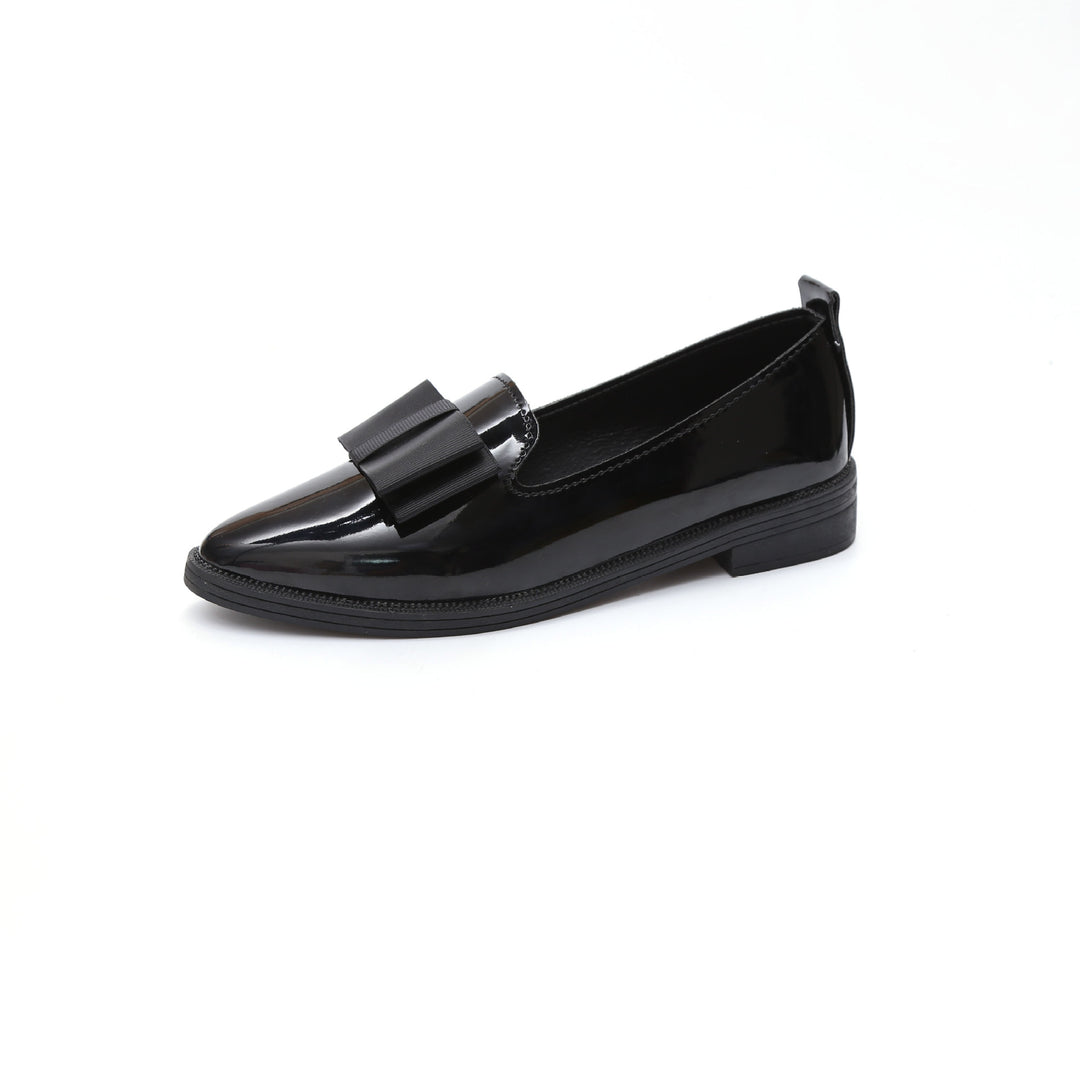 Damen nan eleganter Lackslipper mit dekorativer Schleife und leichter Plateausohle Drune