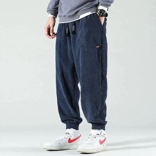 Drune | Cord Jogginghose mit Kordelzug - Locker geschnittene Freizeithose im Streetwear Style mit Bündchen & Seitentaschen