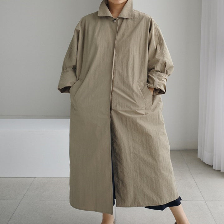Damen Leichter Maxi-Trenchcoat im minimalistischen Oversize-Cut mit hohem Stehkragen und verdeckter Knopfleiste Drune