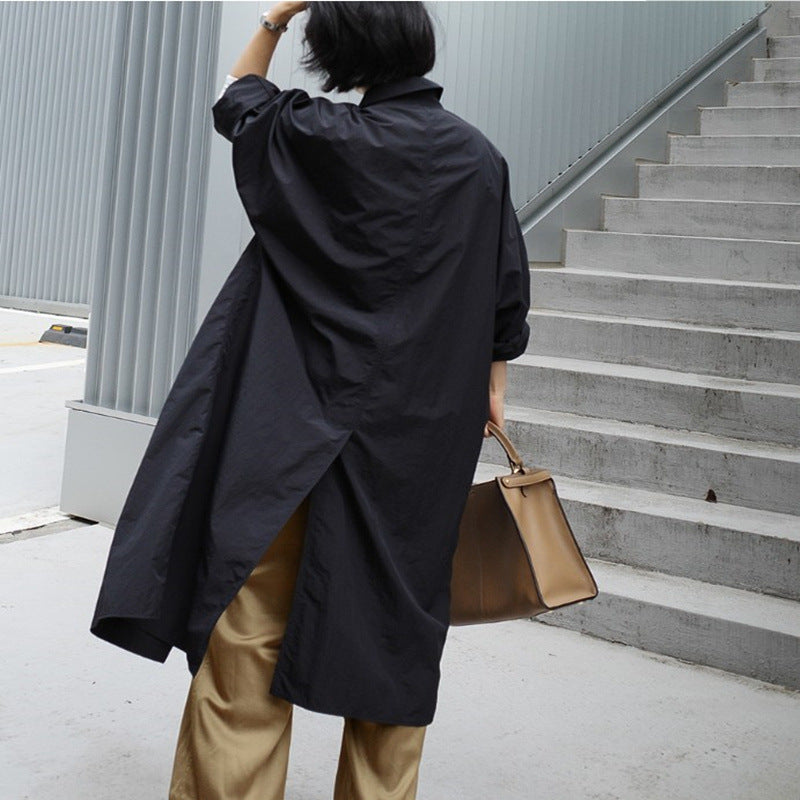 Damen Leichter Maxi-Trenchcoat im minimalistischen Oversize-Cut mit hohem Stehkragen und verdeckter Knopfleiste Drune