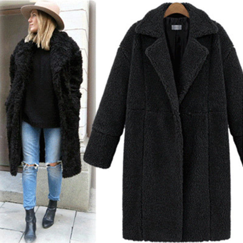 Damen Teddy-Mantel mit Reverskragen, knielanger Schnitt und weicher Sherpa-Optik Drune