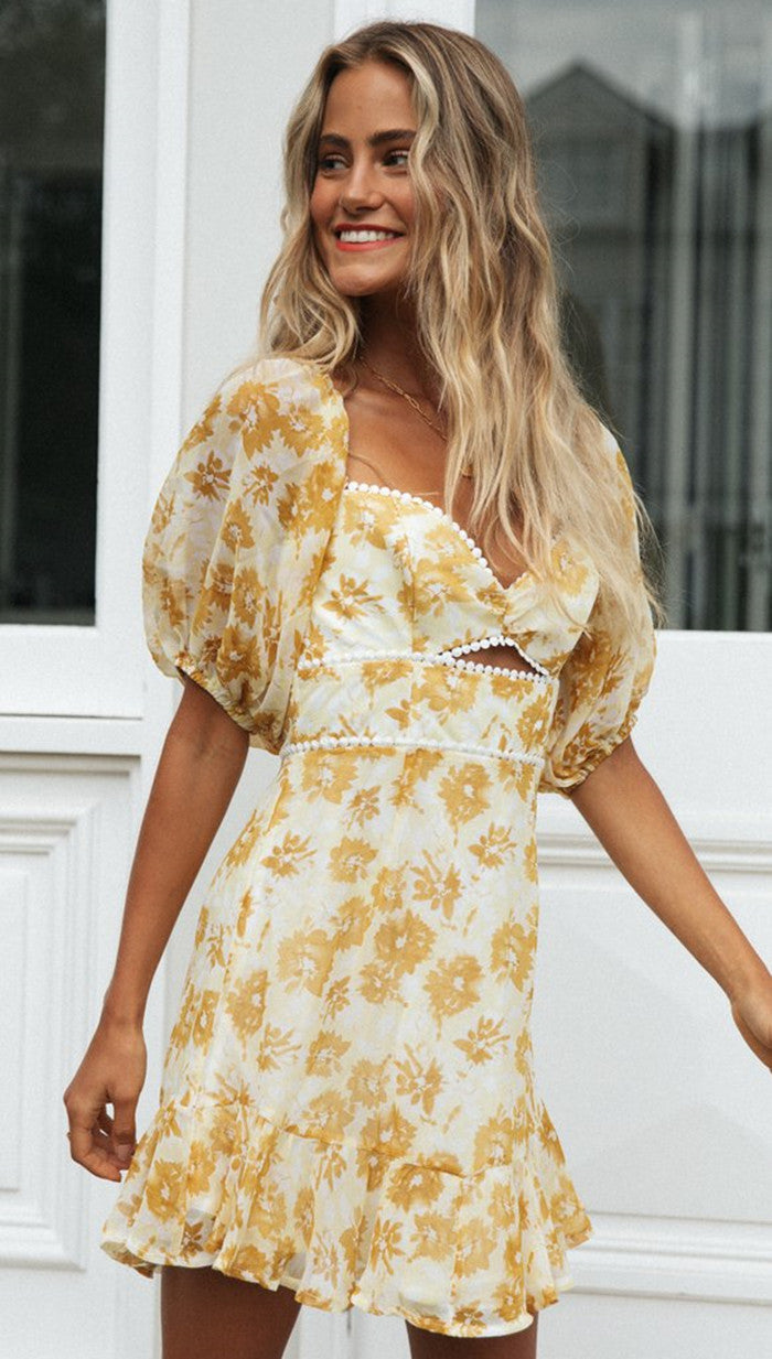 Damen Minikleid mit zauberhaften Puffärmeln und floralem Design Drune