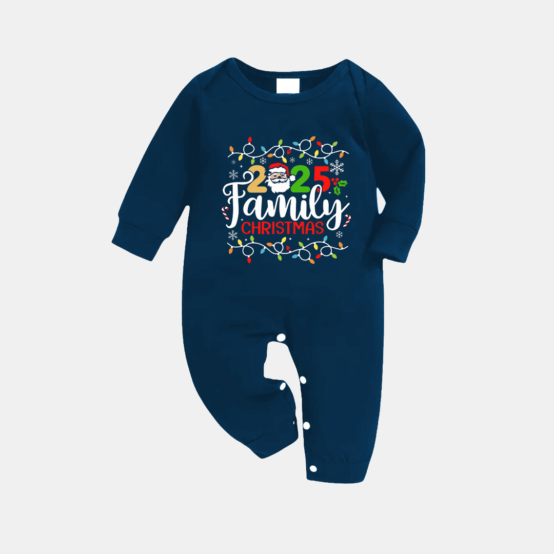 Drune | Marineblaues und Himmelblaues Karierter Weihnachts-Pyjama-Set mit Weihnachtslichtern und "2025 Familienweihnachten" Textdruck
