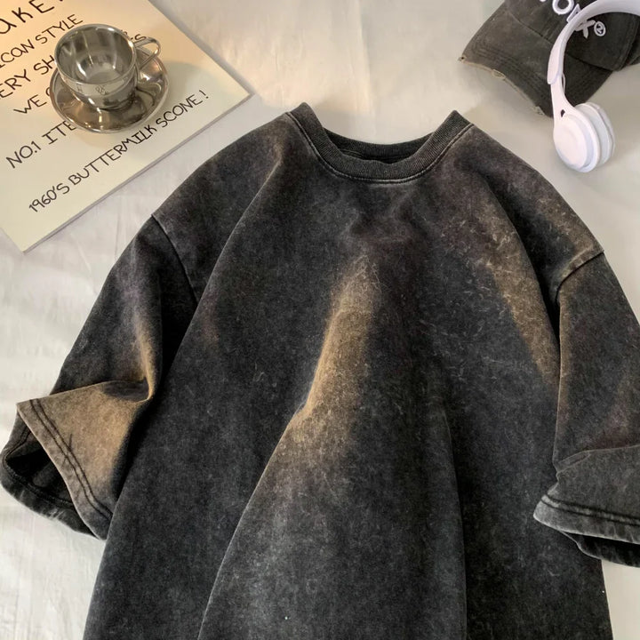 Drune | Vintage Locker sitzendes T-Shirt