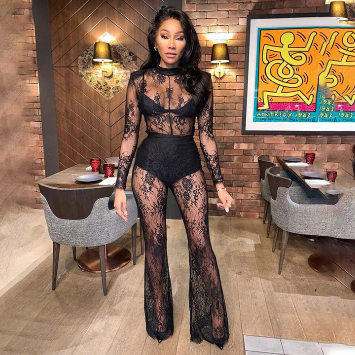 Damen Spitzenmaxikleid mit transparenten Akzenten und schwingendem Rock Drune