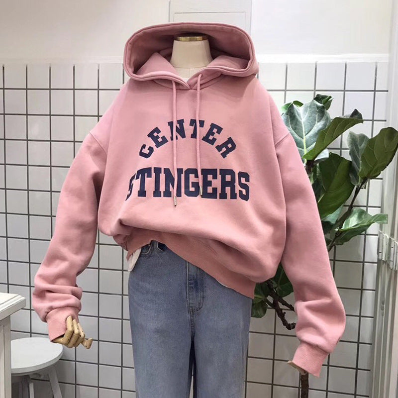 Damen Oversized Grafik Hoodie mit Fettdruckschriftzug Drune
