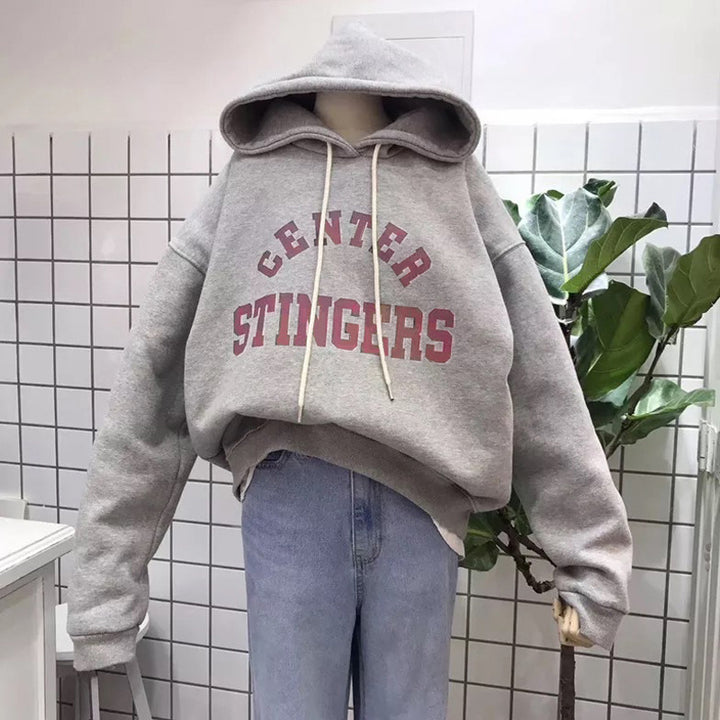 Damen Oversized Grafik Hoodie mit Fettdruckschriftzug Drune