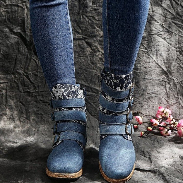 Damen nan verspielte knöchelhohe Stiefelette mit floraler Prägung, vier verstellbaren Zierriemen und Korkoptik-Sohle Drune