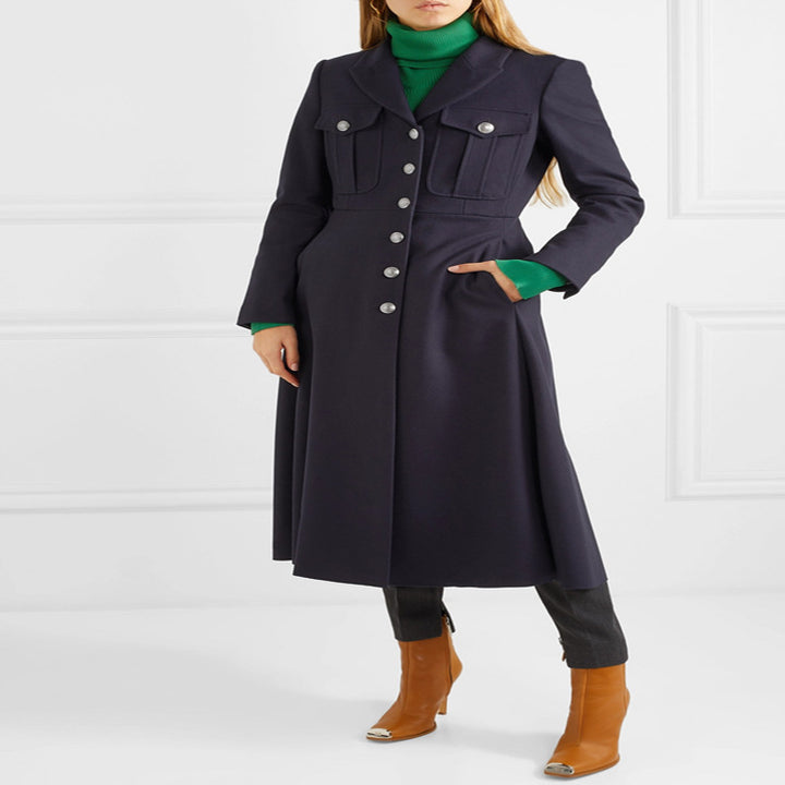 Damen Militärischer Longcoat aus Wollmix mit markanter Knopfleiste und Pattentaschen Drune