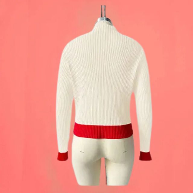 Drune | Gerippter Strickpullover mit Herz-Intarsien