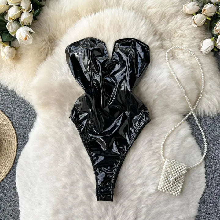 Drune | Body Donna made of PU leather with V-neck