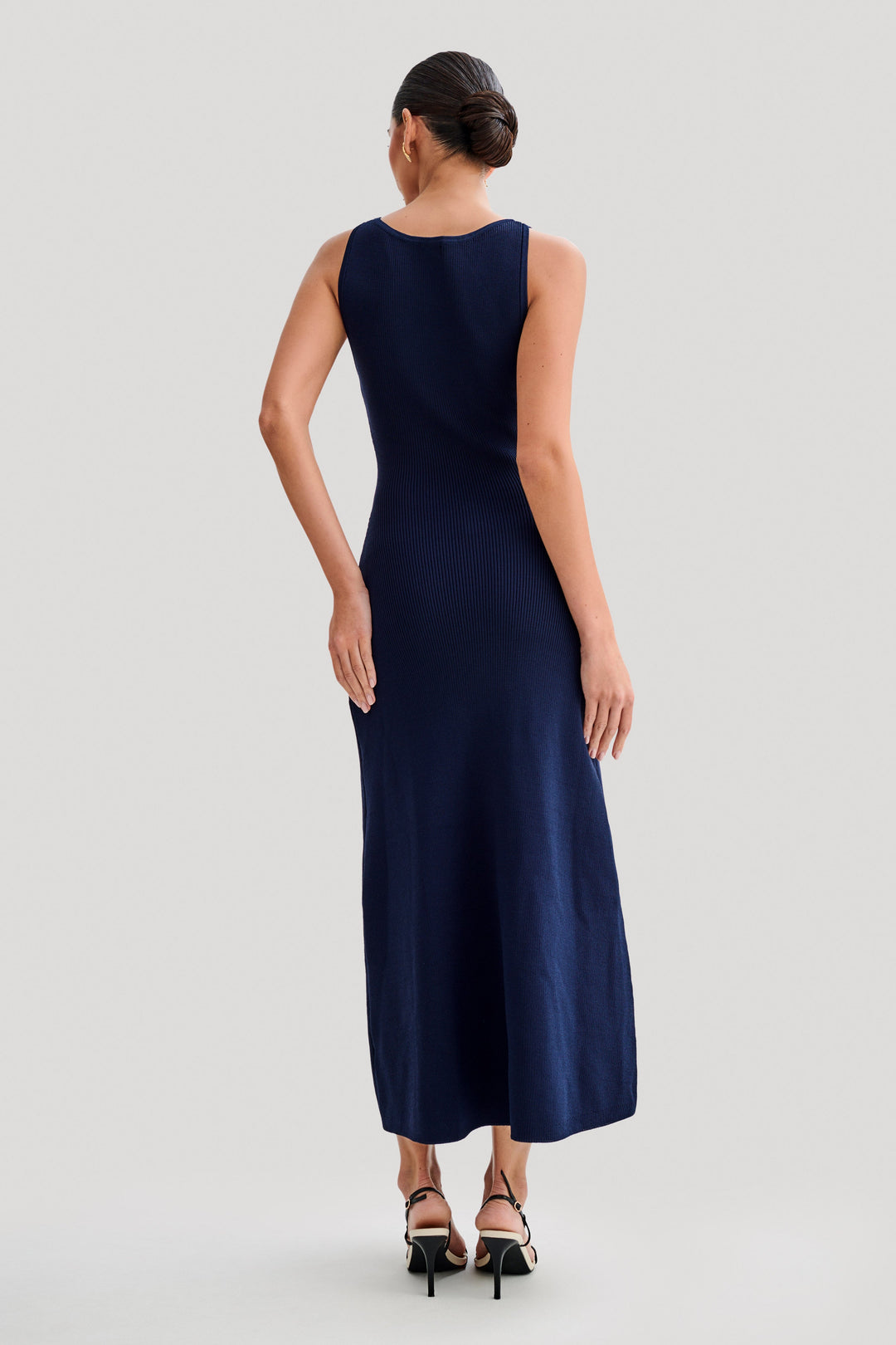Drune | Figurbetontes und Elegantes Winterkleid