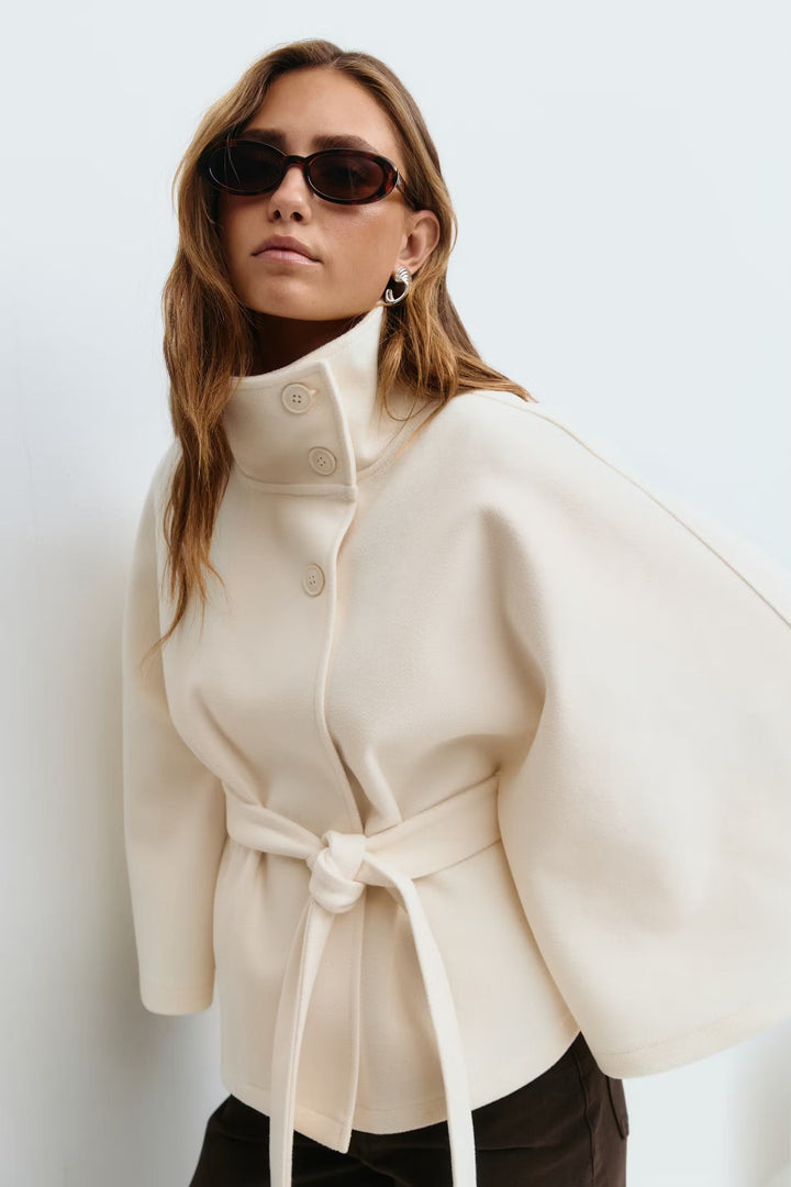 Drune | Übergröße Damen Manteljacke mit Gürtel