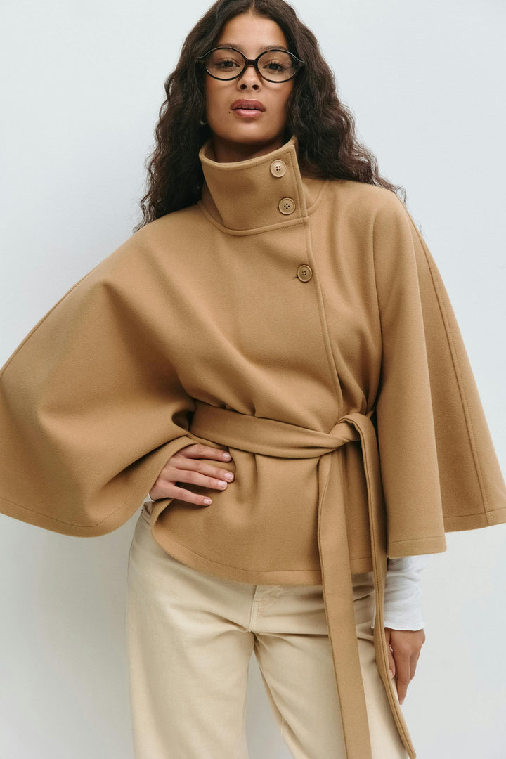 Drune | Übergröße Damen Manteljacke mit Gürtel