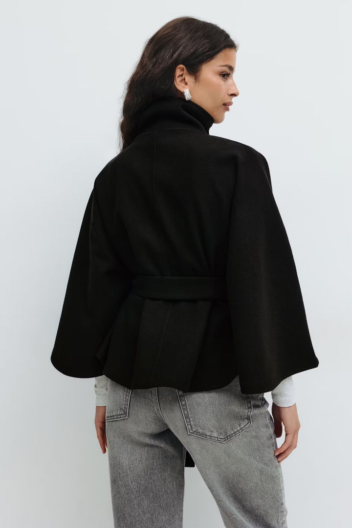 Drune | Elegante Damenjacke mit Gürtel
