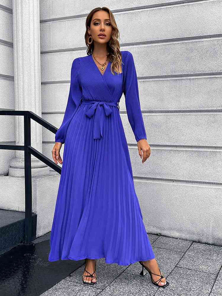 Drune | V-Ausschnitt Bindegürtel Falten Maxi Kleid