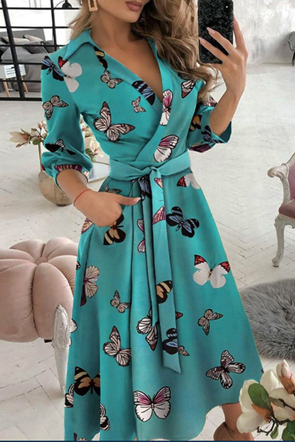 Drune | Finde Dich Gut Bedrucktes Gürtel Hemd Midi Kleid