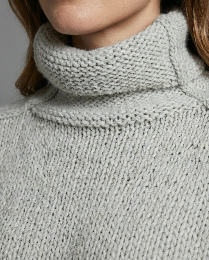 Langer Kuscheliger Strickpullover | Drune