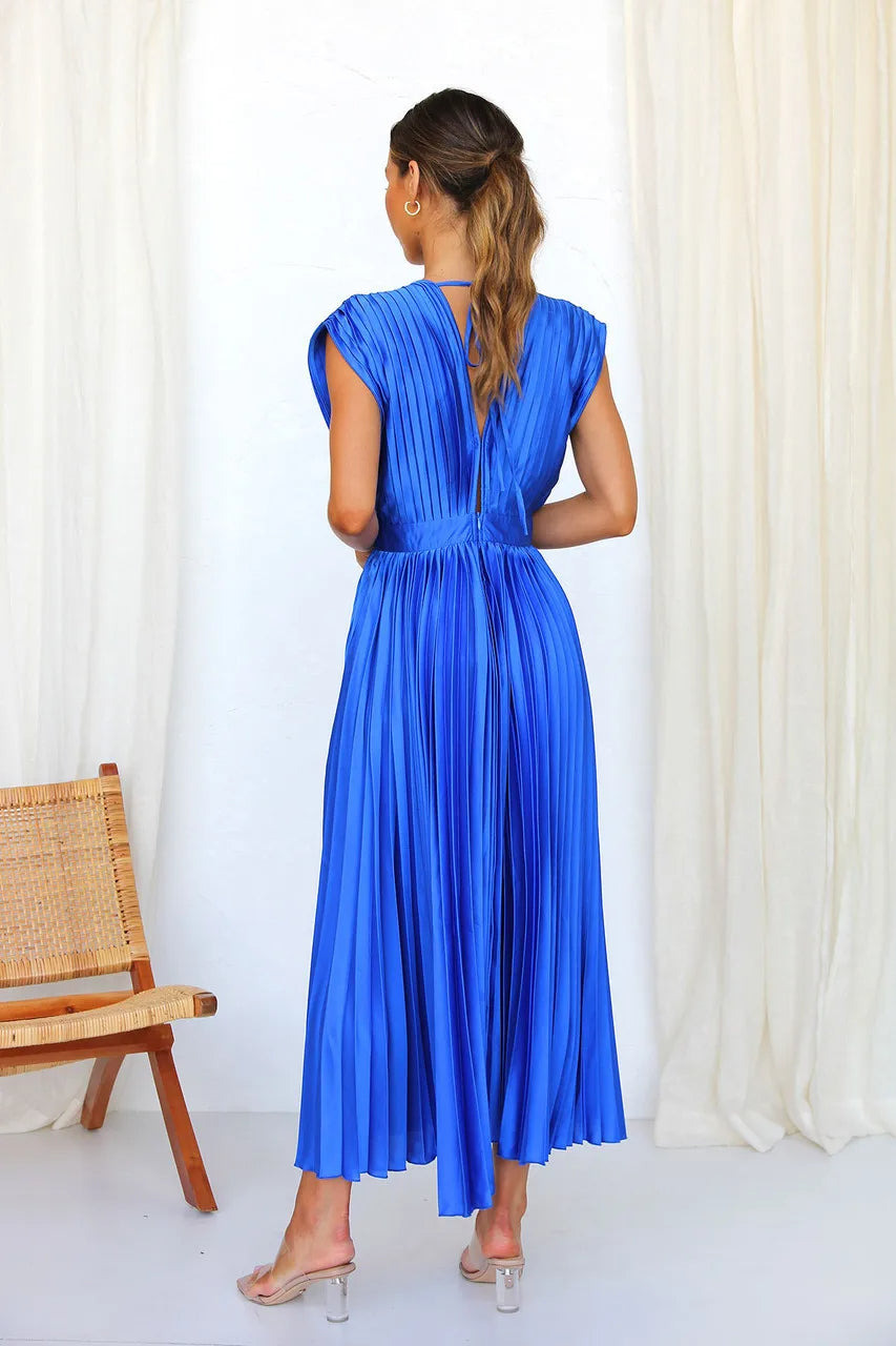 Drune | Faltendes Plunge Midi Kleid