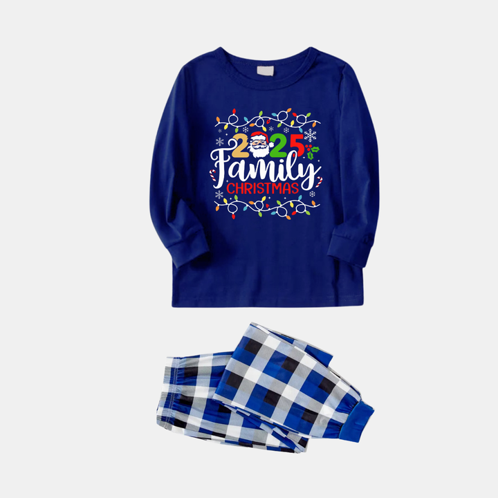 Drune | Marineblaues & Weißes Karomuster Weihnachts-Pyjama-Set mit Weihnachtslichtern und "2025 Familien-Weihnachten" Textdruck