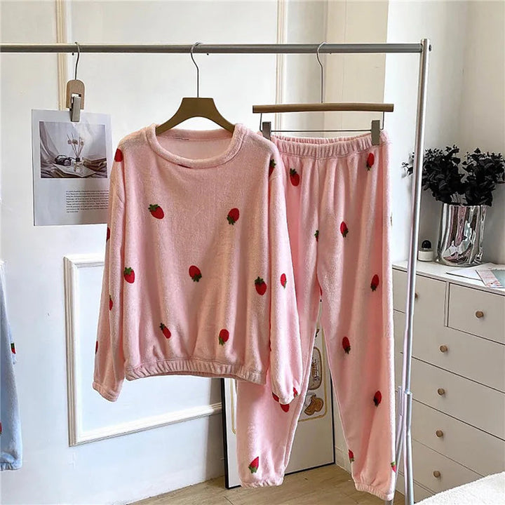 Drune | Fleece Komfort Pyjama - Süß, Warm und Bequem in 7 Trendy Varianten