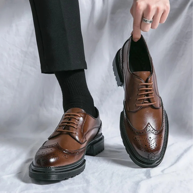 Drune | Modische Herrenschuhe Mit Brogue Design Und Robuster Sohle