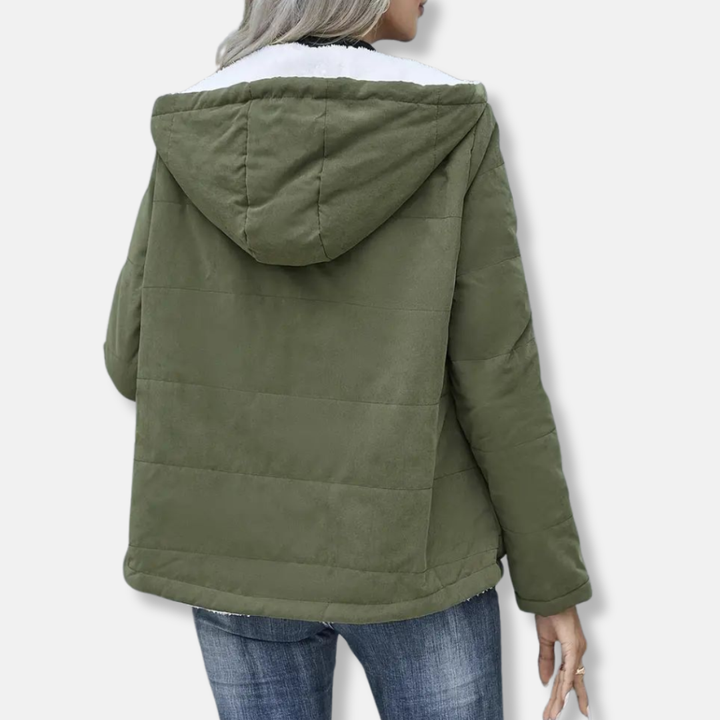 Drune | Damen Kurzjacke – Steppstoff – Fleece gefütterte Kapuze – Lässiger Schnitt – Volle Reißverschluss